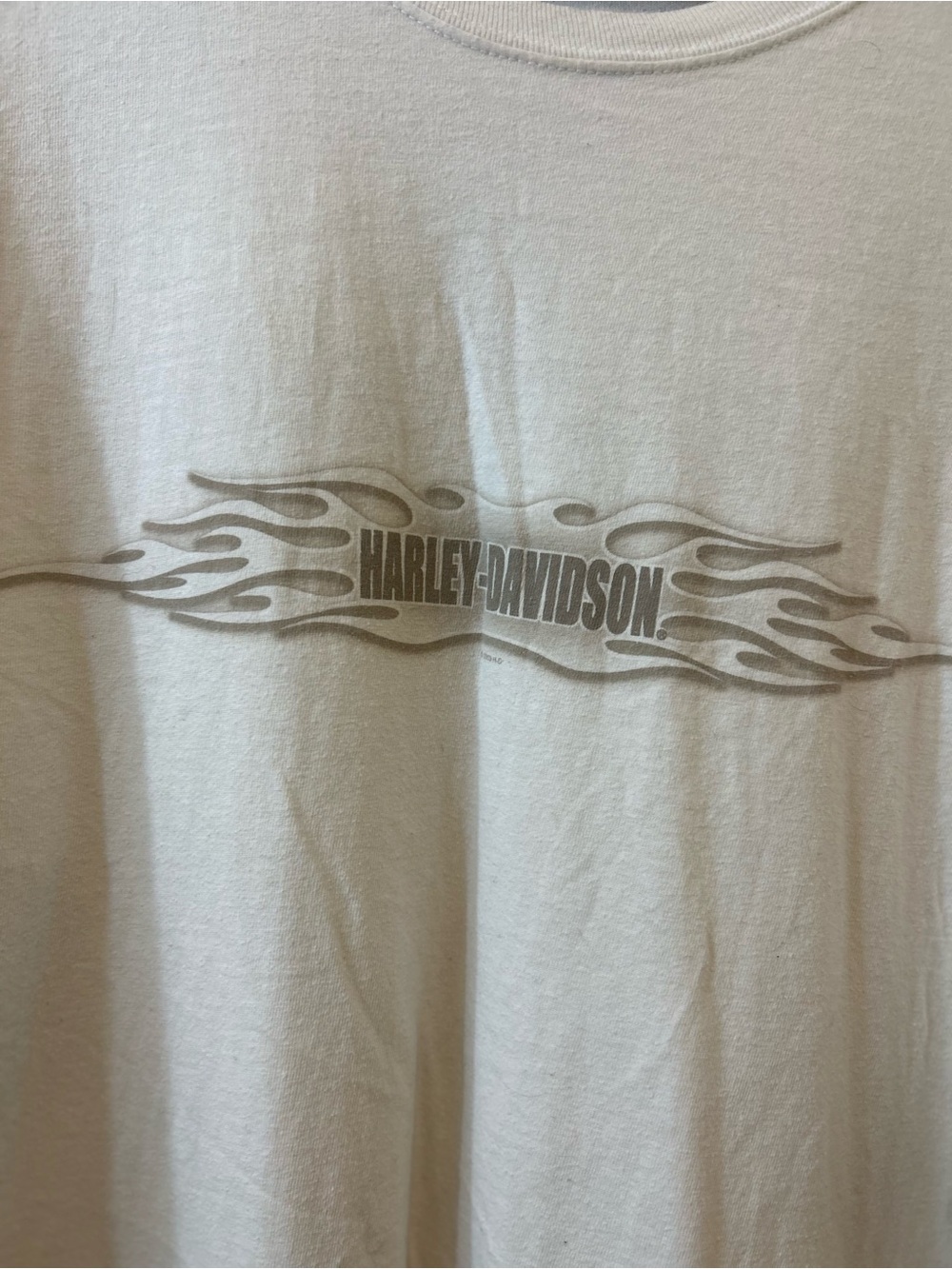 Harley-Davidson White Long Sleeve Tee with Gray Flame Logo - Picture 2 of 8